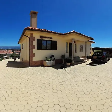 Solar Do Madala *